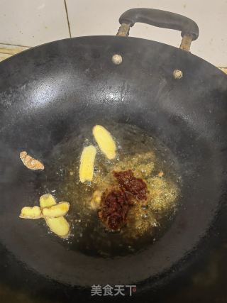 菌菇烧排骨的做法步骤：4