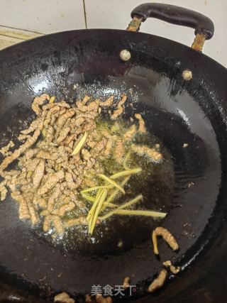 青椒炒牛肉的做法步骤：9