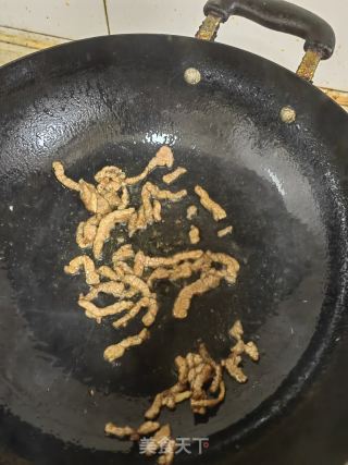 青红脆爽炒牛肉的做法步骤：5