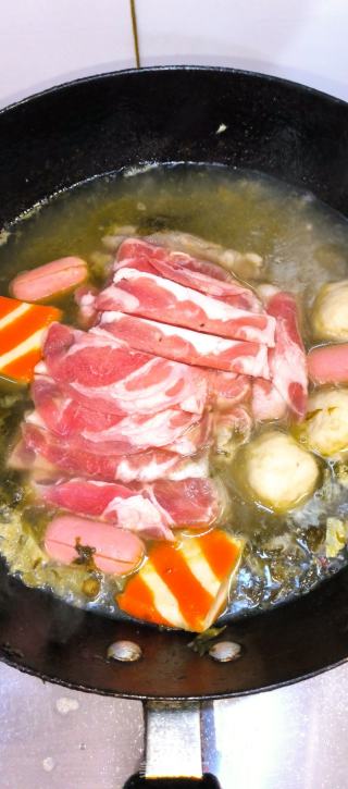 酸菜羊肉锅的做法步骤：5