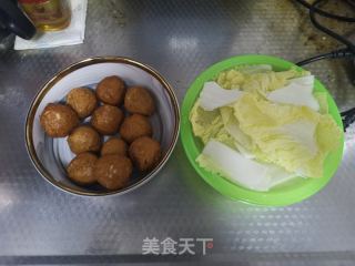 红烧狮子头烩菜的做法步骤：2