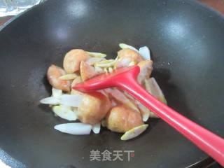 油面筋炒野山笋的做法步骤：6