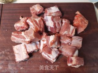 羊肚菌排骨汤的做法步骤：2