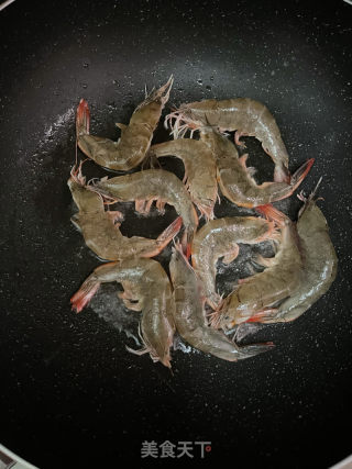 排骨焖虾的做法步骤：8