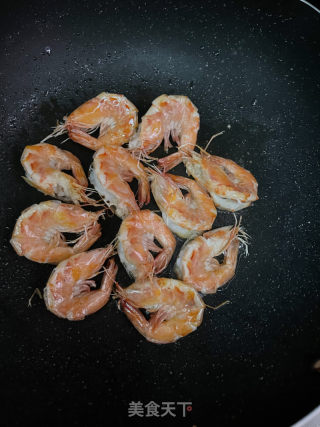 排骨焖虾的做法步骤：9