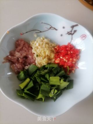 肉沫油豆腐的做法步骤：2