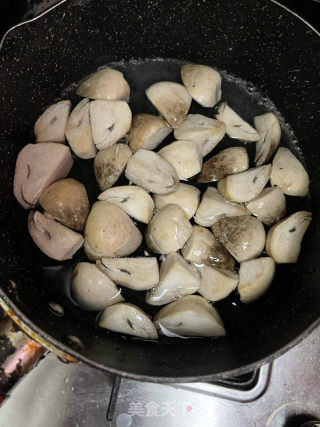 草菇炒牛肉的做法步骤：5