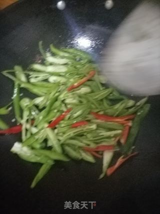 青椒肉丝的做法步骤：6