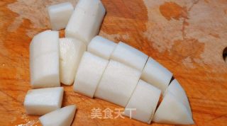 香酥骨汤的做法步骤：1