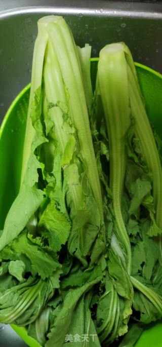猪骨芥菜汤的做法步骤：1