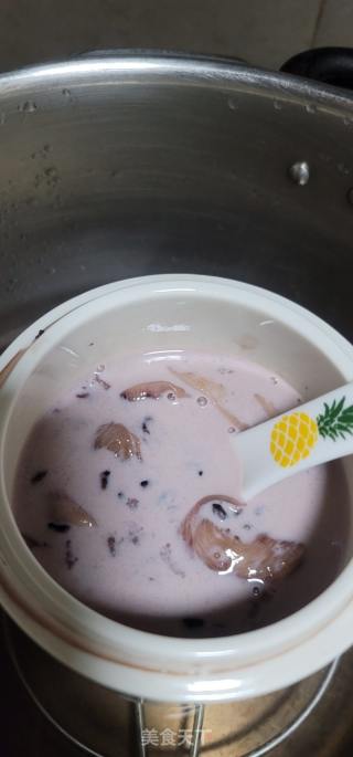 鱼胶炖紫糯米的做法步骤：6