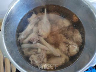 玉米萝卜炖老鸭的做法步骤：3