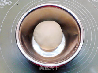 豆沙麻糬软欧面包的做法步骤：5