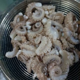 薄皮椒炒章鱼腿的做法步骤：4