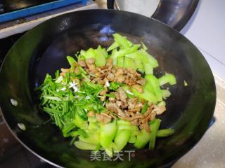 芥兰炒肉片的做法步骤：6