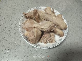 胡萝卜烧鸭肉的做法步骤：4