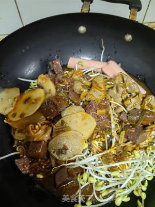 肉菜杂锅炖的做法步骤：2