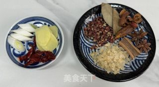 板栗红烧肉的做法步骤：4