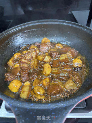 板栗红烧肉的做法步骤：14