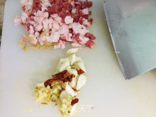 酸豆角炒肉末的做法步骤：2