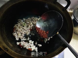 酸豆角炒肉末的做法步骤：5