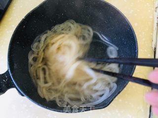 家常粉条烩菜的做法步骤：2