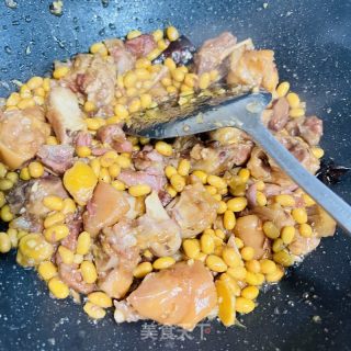 蜂蜜黄豆猪蹄的做法步骤：6