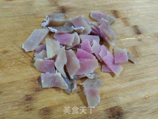 红菜苔炒腊肉的做法步骤：1