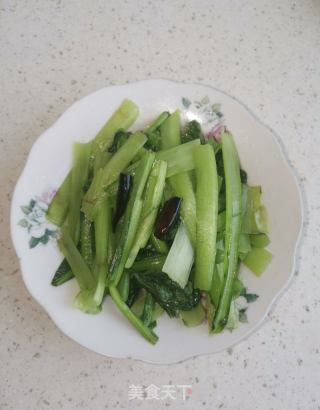 呛炒小白菜的做法步骤：5