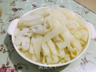 家庭版拌凉皮的做法步骤：2