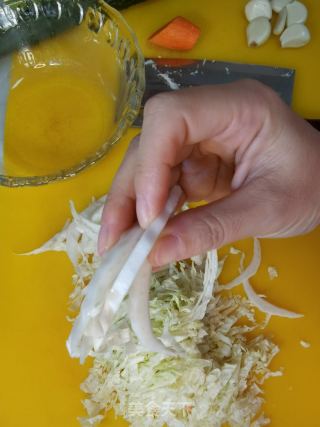 凉拌白菜豆腐皮什锦的做法步骤：4
