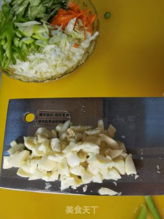凉拌白菜豆腐皮什锦的做法步骤：6