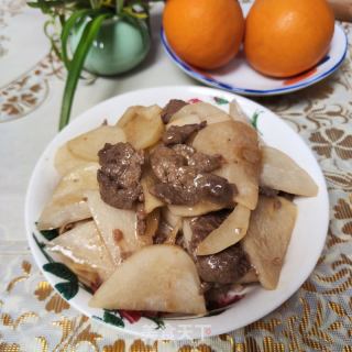 牛肉炒凉薯的做法