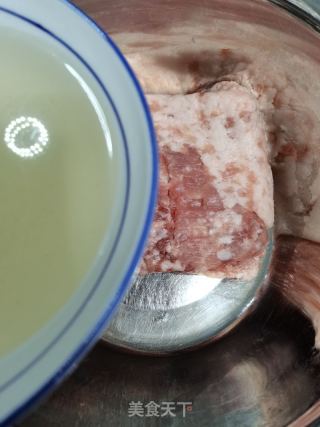 猪肉白菜饺子的做法步骤：4
