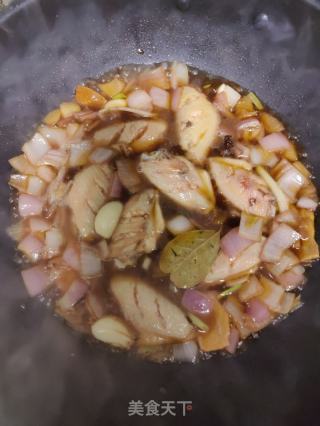 鸡翅鸡爪煲的做法步骤：4