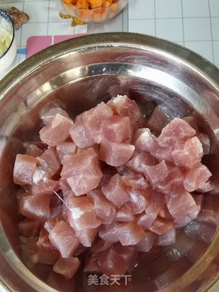宫保肉丁的做法步骤：2