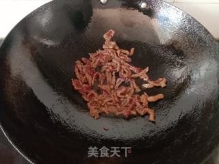 青椒洋葱炒牛肉丝的做法步骤：4