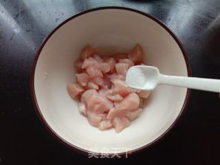 五香椒盐鸡胸的做法步骤：3