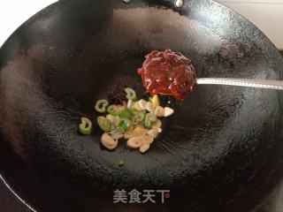 酱烧鲫鱼的做法步骤：4