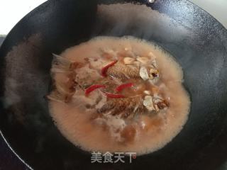 酱烧鲫鱼的做法步骤：11