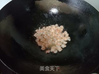 玉米虾仁粒的做法步骤：3