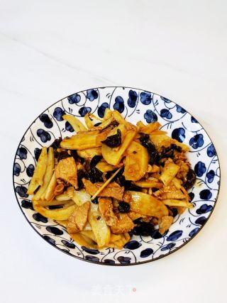 老陕席面菜～莲菜炒肉的做法步骤：7