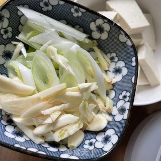 豆腐烧木耳的做法步骤：3