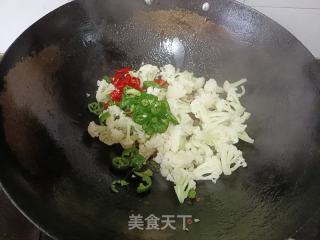 小炒花菜的做法步骤：5