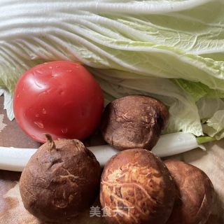 白菜鸡蛋烩年糕的做法步骤：2