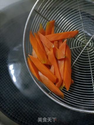 乌鸡蛋拌油菜芯的做法步骤：7