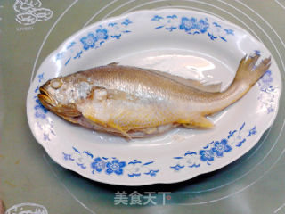 清蒸黄花鱼的做法步骤：5