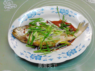 清蒸黄花鱼的做法步骤：6