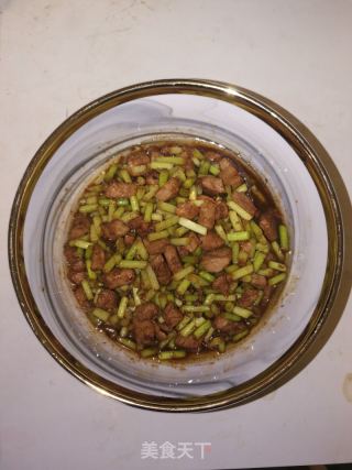 蒜苔炒肉的做法步骤：7
