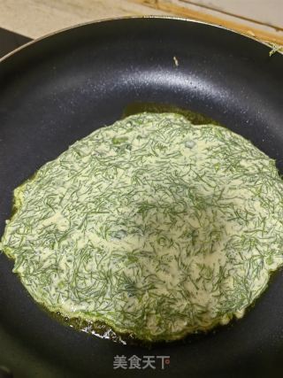 霍香煎饼的做法步骤：3